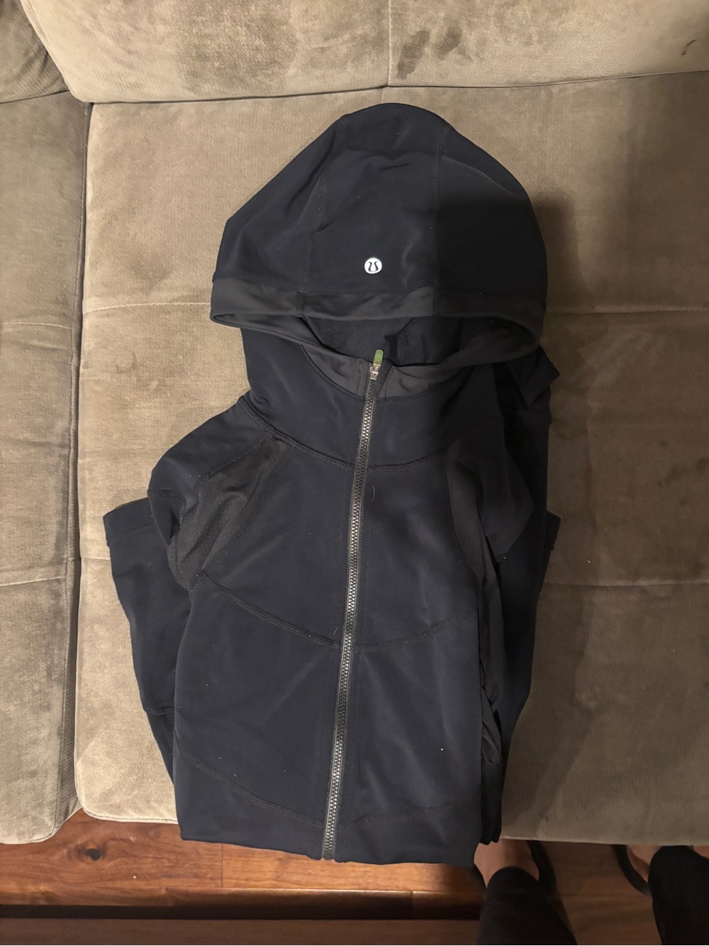 lululemon Black Hooded half zip pullover great for running